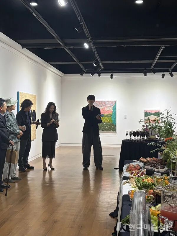 전시 오프닝 행사 전경 (사진 제공. 엄미영 작가)